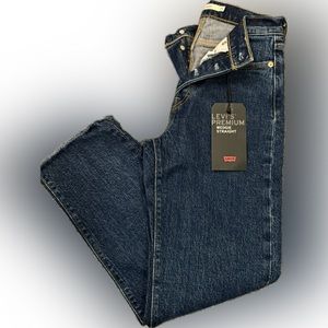 LEVI’S size 25; wedgie, ankle jeans, :: NEW